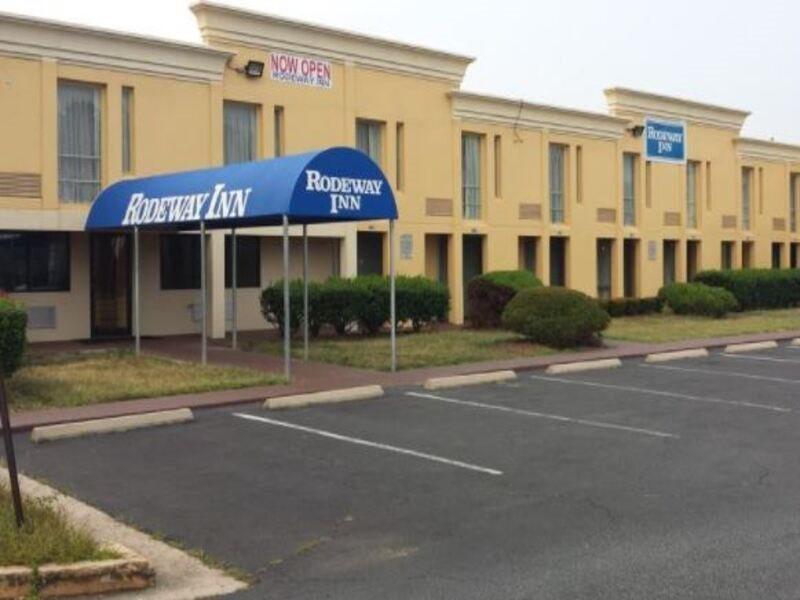 Rodeway Inn Joint Base Andrews Area Camp Springs Exterior photo