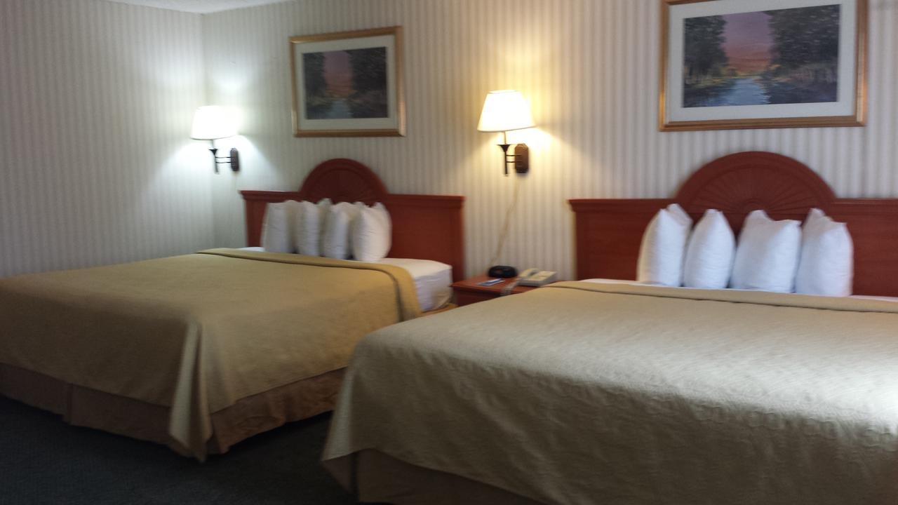 Rodeway Inn Joint Base Andrews Area Camp Springs Exterior photo